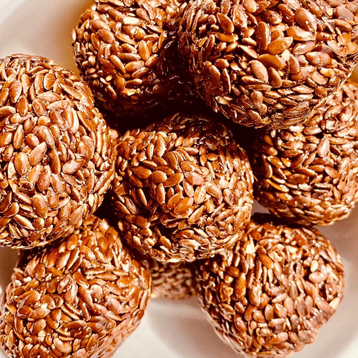 Flaxseeds Power Laddu/Ladoo – Fibre-Rich Snack for a Healthy You
