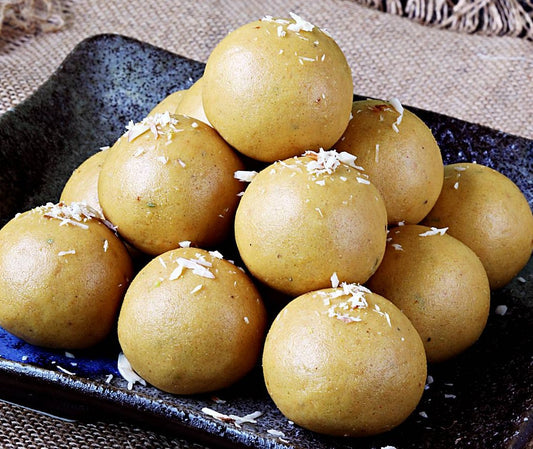 Classic Besan Laddu – Melt-in-Mouth Golden Perfection